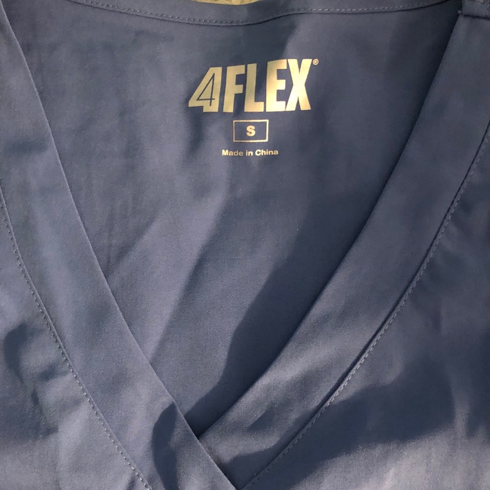 Scrub top ceil blue color